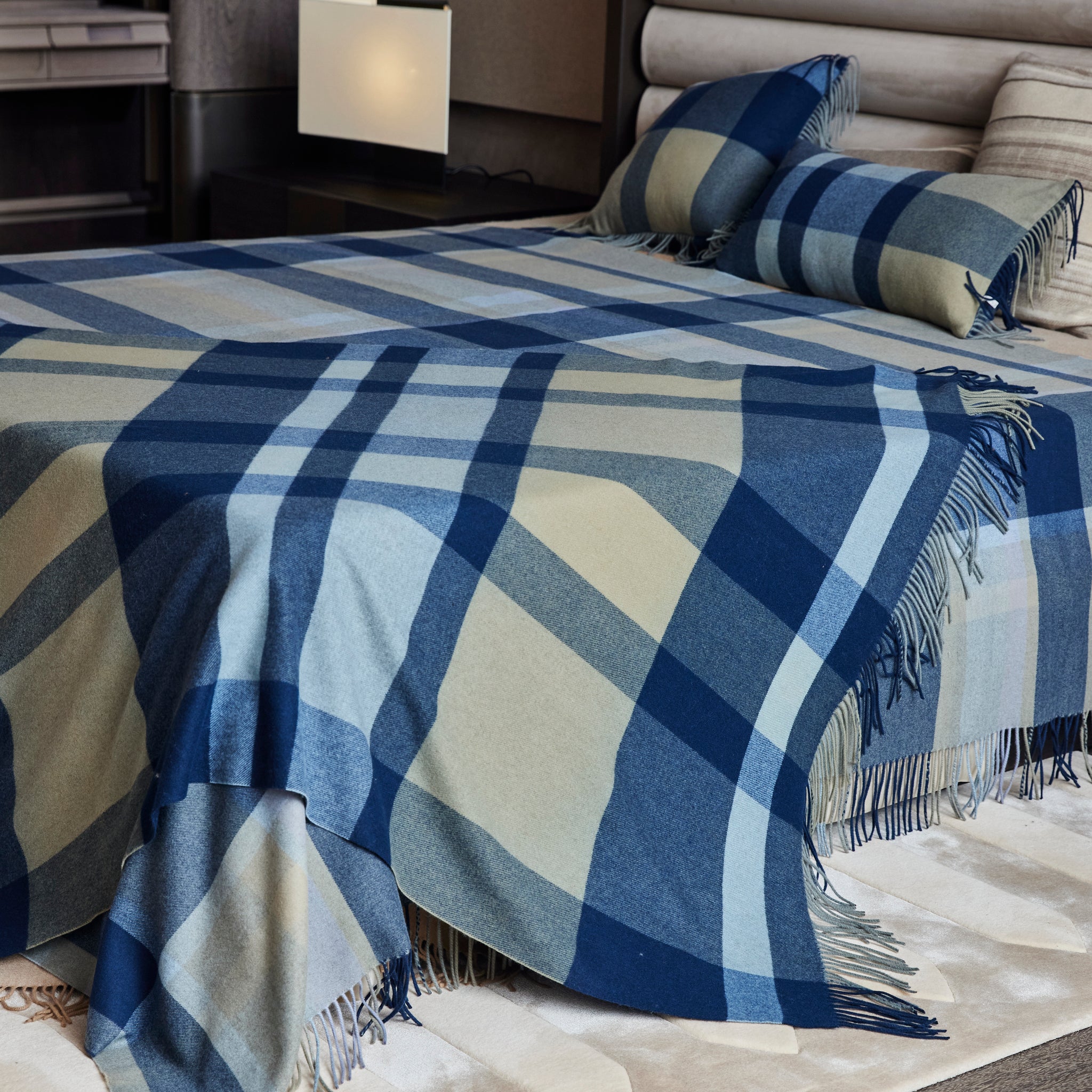 Cashmere Throw